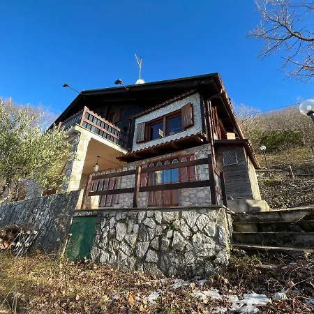 Lo Chalet Nel Bosco-the House Of Beautiful Sensation Oricola